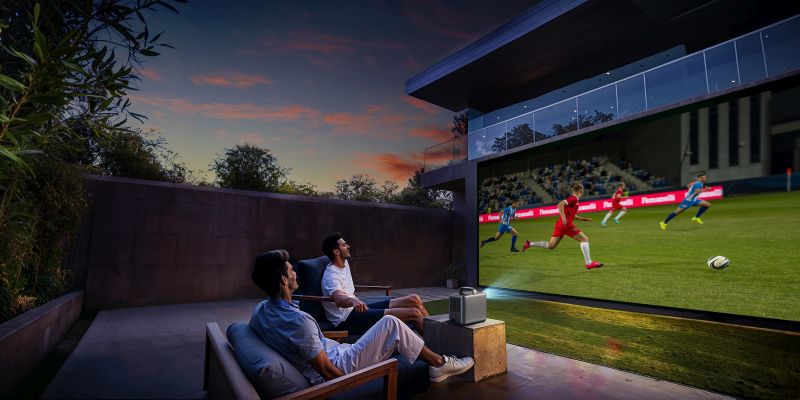 Anker Nebula Cosmos 4K SE lifestyle3