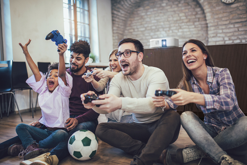 Epson Home Cinema 2350 Lifestyle1