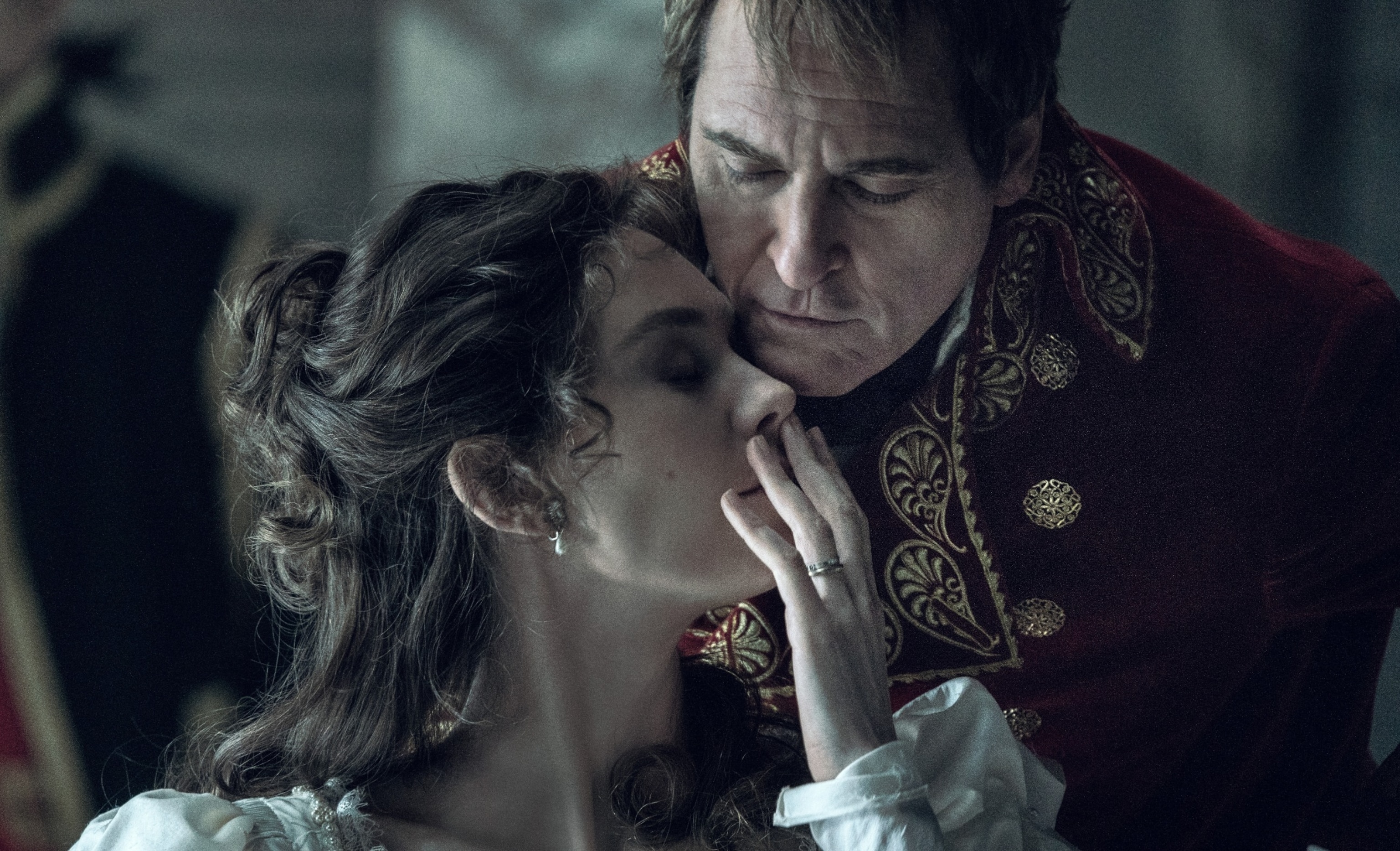 PHOTO: Vanessa Kirby and Joaquin Phoenix in "Napoleon."